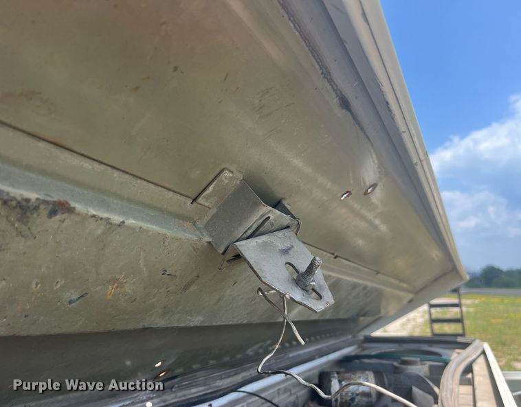 image for item MG9325 Omaha 108D54VT W/LTS  utility/service bed