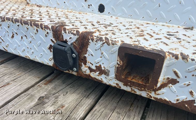 image for item MG9325 Omaha 108D54VT W/LTS  utility/service bed