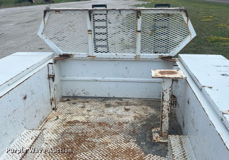 image for item MG9325 Omaha 108D54VT W/LTS  utility/service bed