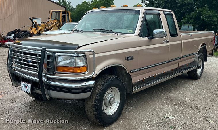 image for item MG9338 1997 Ford F250 Heavy Duty  SuperCab pickup truck