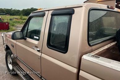 image for item MG9338 1997 Ford F250 Heavy Duty  SuperCab pickup truck