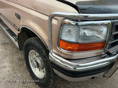 image for item MG9338 1997 Ford F250 Heavy Duty  SuperCab pickup truck