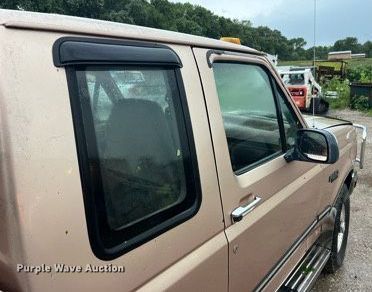 image for item MG9338 1997 Ford F250 Heavy Duty  SuperCab pickup truck