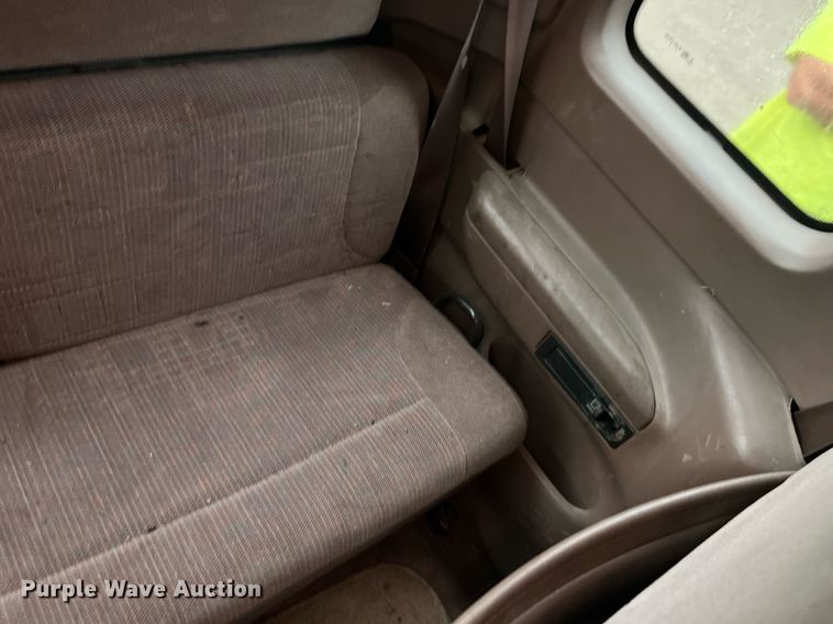 image for item MG9338 1997 Ford F250 Heavy Duty  SuperCab pickup truck