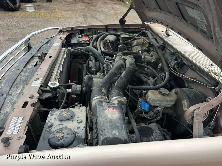 image for item MG9338 1997 Ford F250 Heavy Duty  SuperCab pickup truck