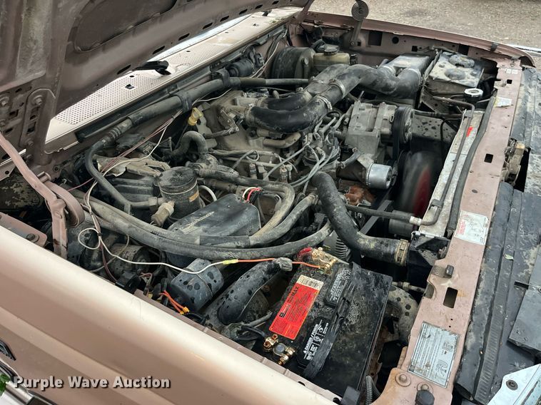 image for item MG9338 1997 Ford F250 Heavy Duty  SuperCab pickup truck