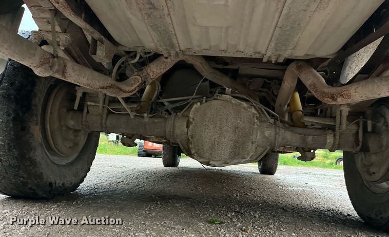 image for item MG9338 1997 Ford F250 Heavy Duty  SuperCab pickup truck