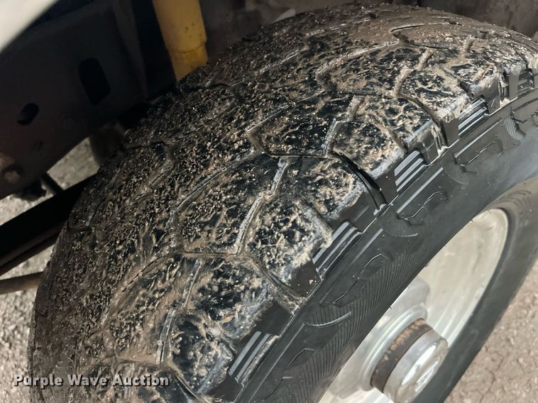 image for item MG9338 1997 Ford F250 Heavy Duty  SuperCab pickup truck