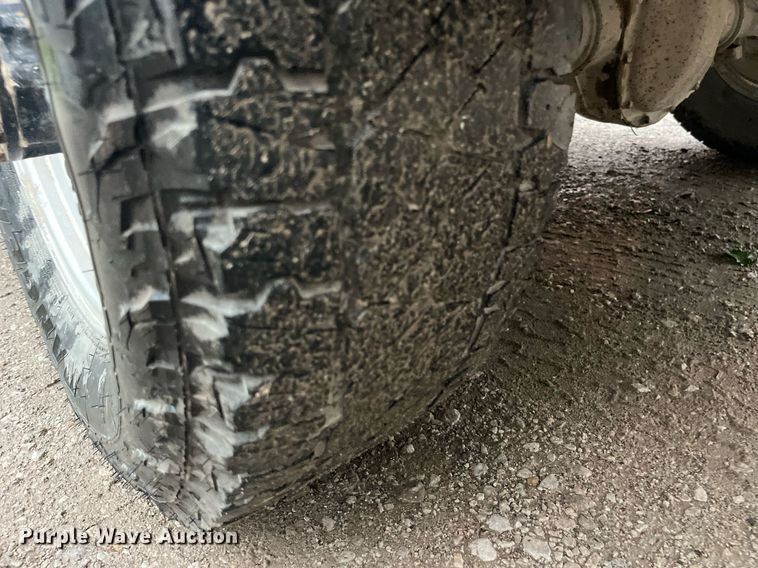 image for item MG9338 1997 Ford F250 Heavy Duty  SuperCab pickup truck