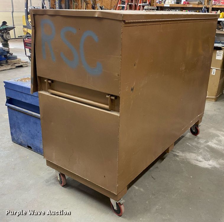 image for item MG9939 (2) toolboxes