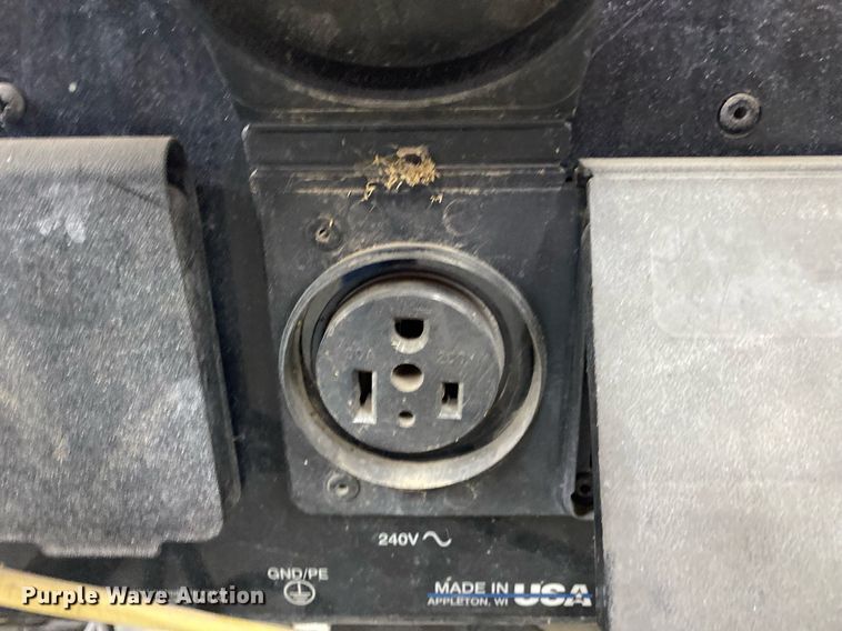 image for item MG9953 Miller Blue Star 185  welder/generator