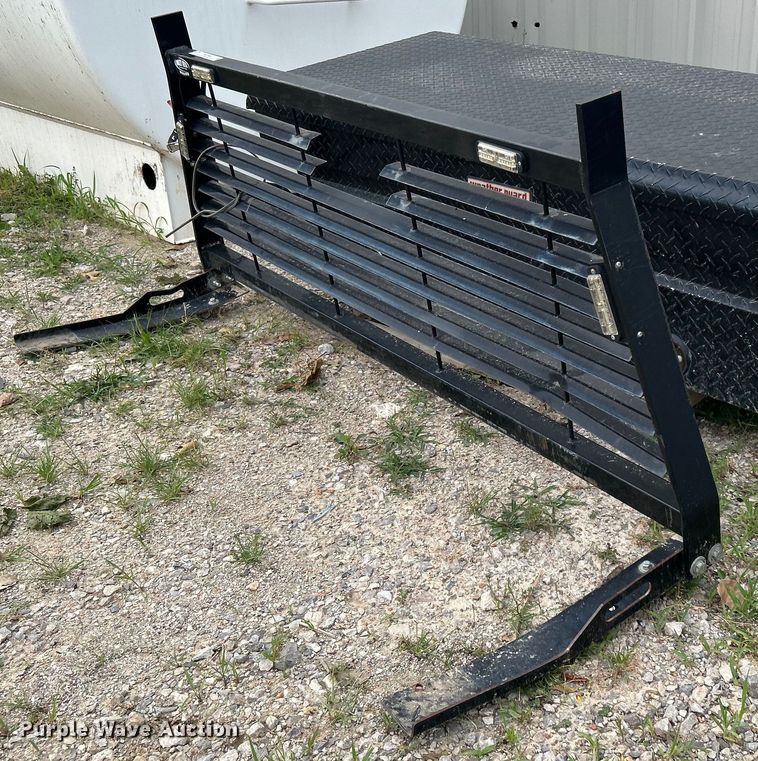 image for item MG9964 Automotive accessories