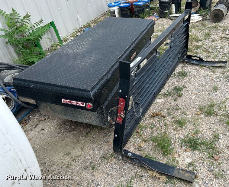 image for item MG9964 Automotive accessories