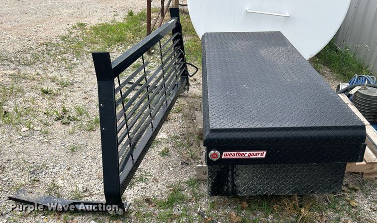 image for item MG9964 Automotive accessories