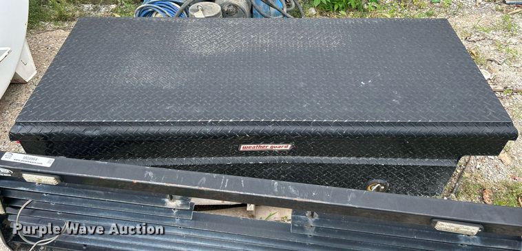 image for item MG9964 Automotive accessories