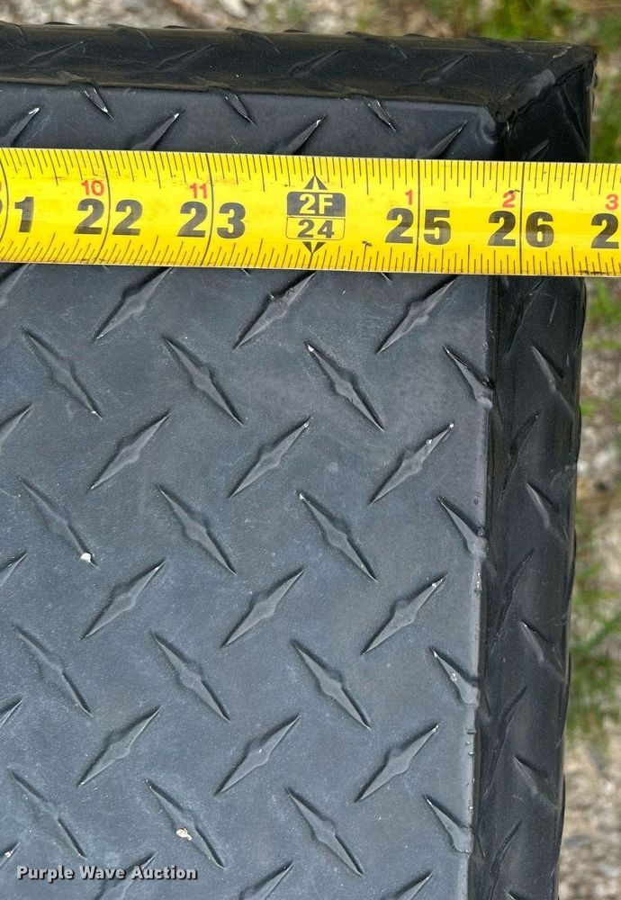 image for item MG9964 Automotive accessories