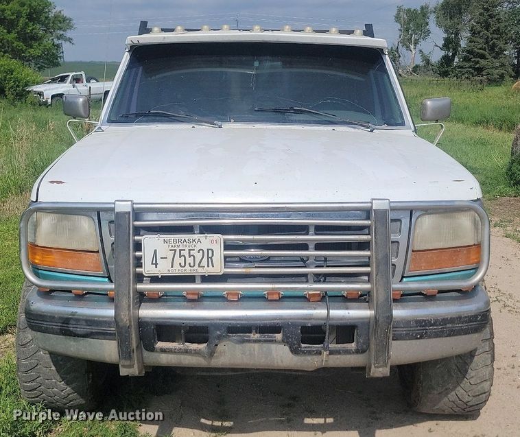 image for item ML9501 1996 Ford F250 XLT  SuperCab pickup truck