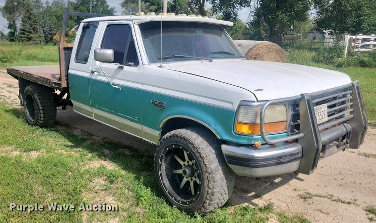 image for item ML9501 1996 Ford F250 XLT  SuperCab pickup truck