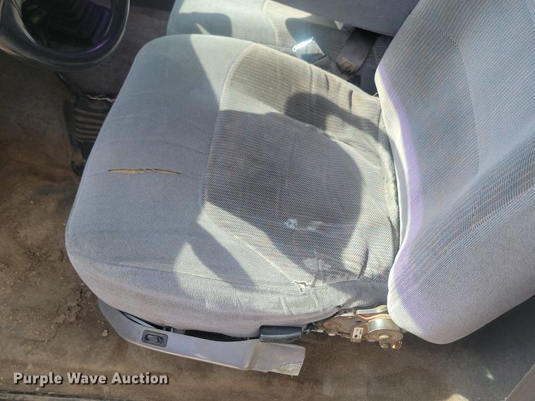 image for item ML9501 1996 Ford F250 XLT  SuperCab pickup truck