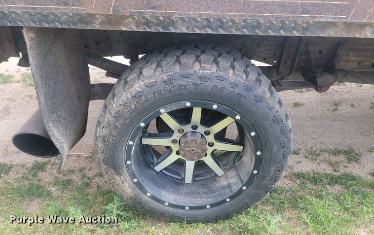 image for item ML9501 1996 Ford F250 XLT  SuperCab pickup truck