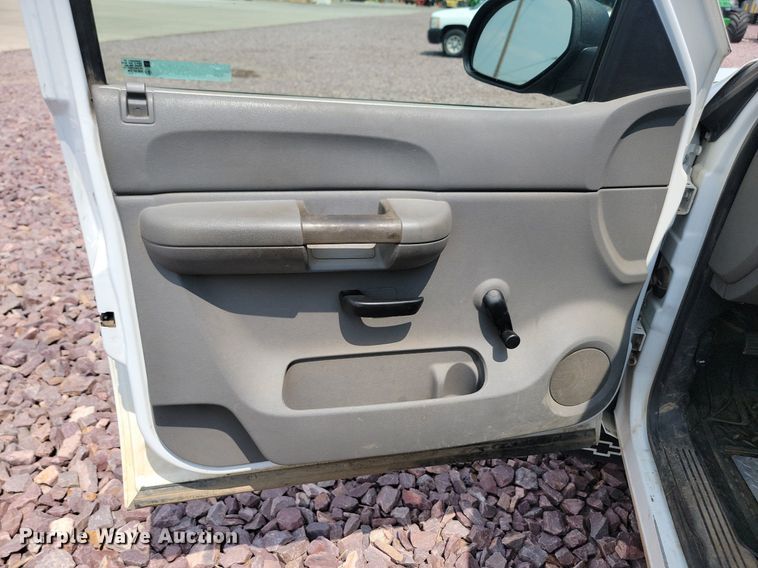 image for item ML9508 2008 Chevrolet Silverado 1500  pickup truck