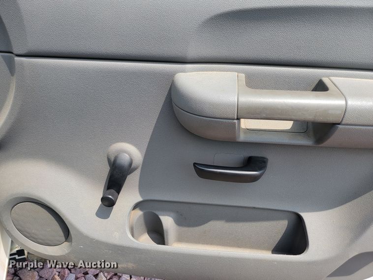 image for item ML9508 2008 Chevrolet Silverado 1500  pickup truck