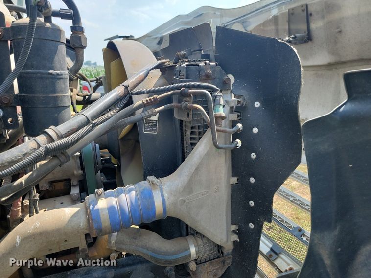 image for item ML9511 2005 Sterling LT7500  box truck