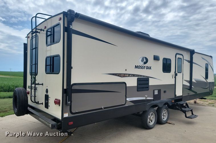 image for item ML9531 2019 Starcraft Mossy Oak Bunkhouse  camper