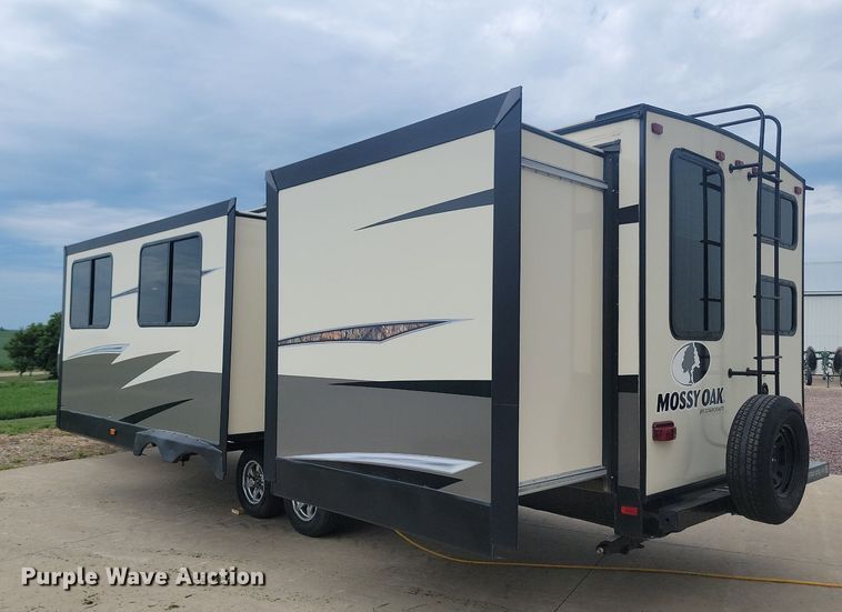 image for item ML9531 2019 Starcraft Mossy Oak Bunkhouse  camper