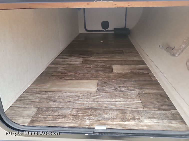 image for item ML9531 2019 Starcraft Mossy Oak Bunkhouse  camper