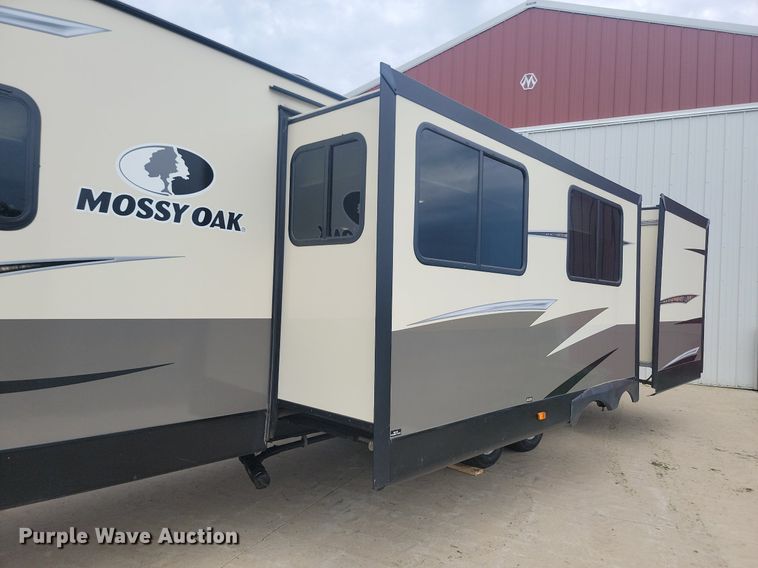 image for item ML9531 2019 Starcraft Mossy Oak Bunkhouse  camper