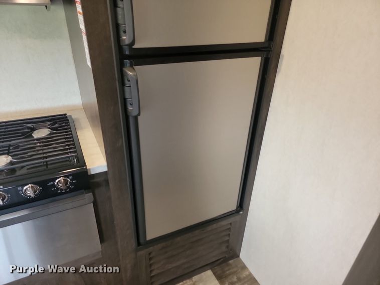 image for item ML9531 2019 Starcraft Mossy Oak Bunkhouse  camper