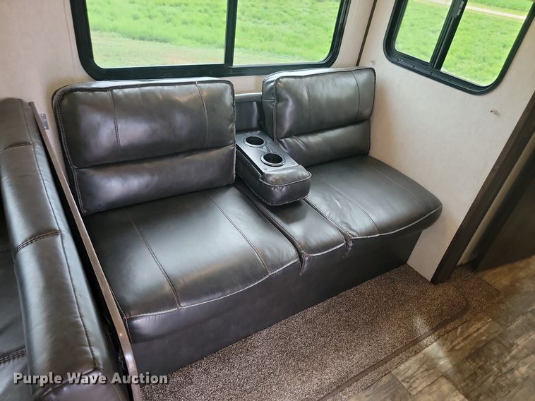 image for item ML9531 2019 Starcraft Mossy Oak Bunkhouse  camper