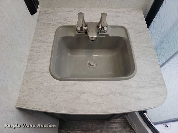 image for item ML9531 2019 Starcraft Mossy Oak Bunkhouse  camper