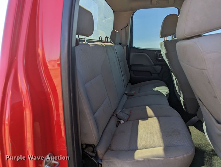 image for item MN9867 2016 Chevrolet Silverado 2500HD  Double Cab pickup truck