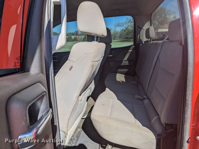 image for item MN9867 2016 Chevrolet Silverado 2500HD  Double Cab pickup truck