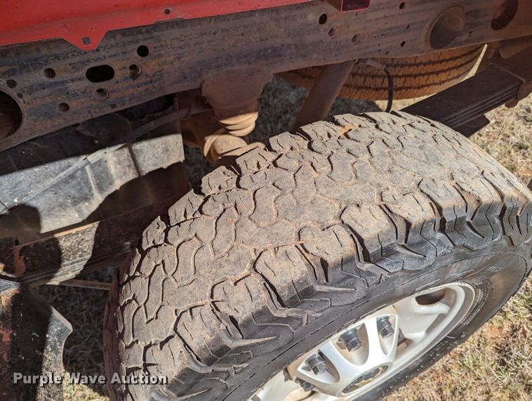 image for item MN9867 2016 Chevrolet Silverado 2500HD  Double Cab pickup truck