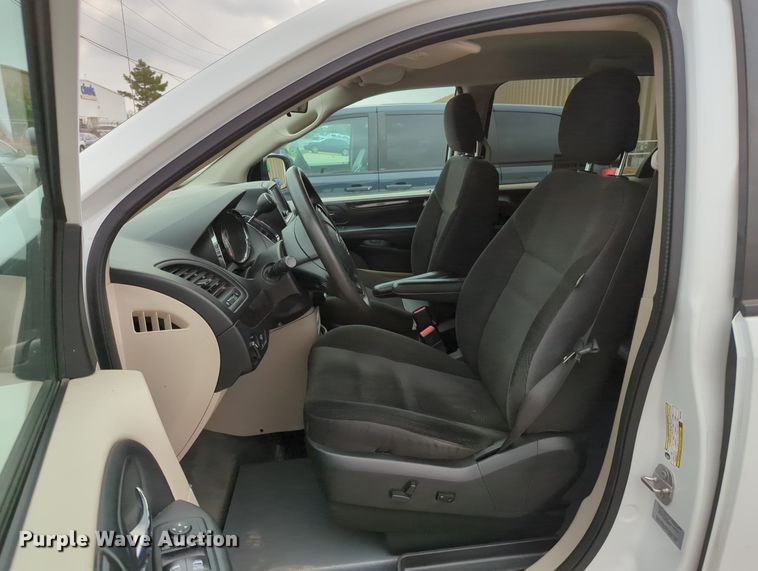 image for item MO9015 2017 Dodge Grand Caravan  handicap accessible van