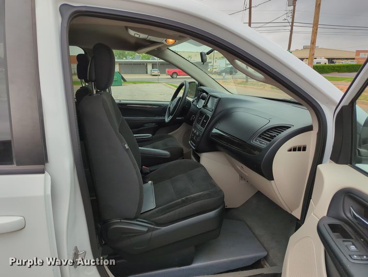 image for item MO9015 2017 Dodge Grand Caravan  handicap accessible van