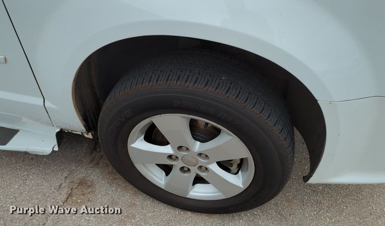 image for item MO9015 2017 Dodge Grand Caravan  handicap accessible van