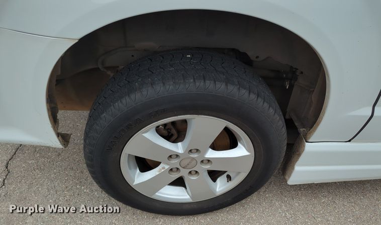 image for item MO9015 2017 Dodge Grand Caravan  handicap accessible van