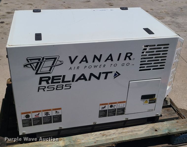 image for item MO9875 Vanair RS85  air compressor