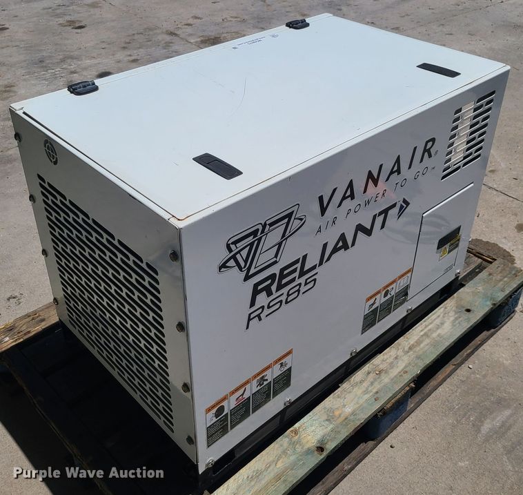 image for item MO9875 Vanair RS85  air compressor