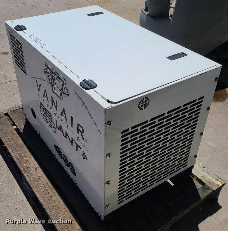 image for item MO9875 Vanair RS85  air compressor