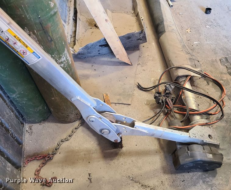 image for item MO9877 Roll-Rite  roll tarp