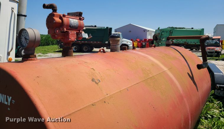 image for item MO9880 Fuel tank