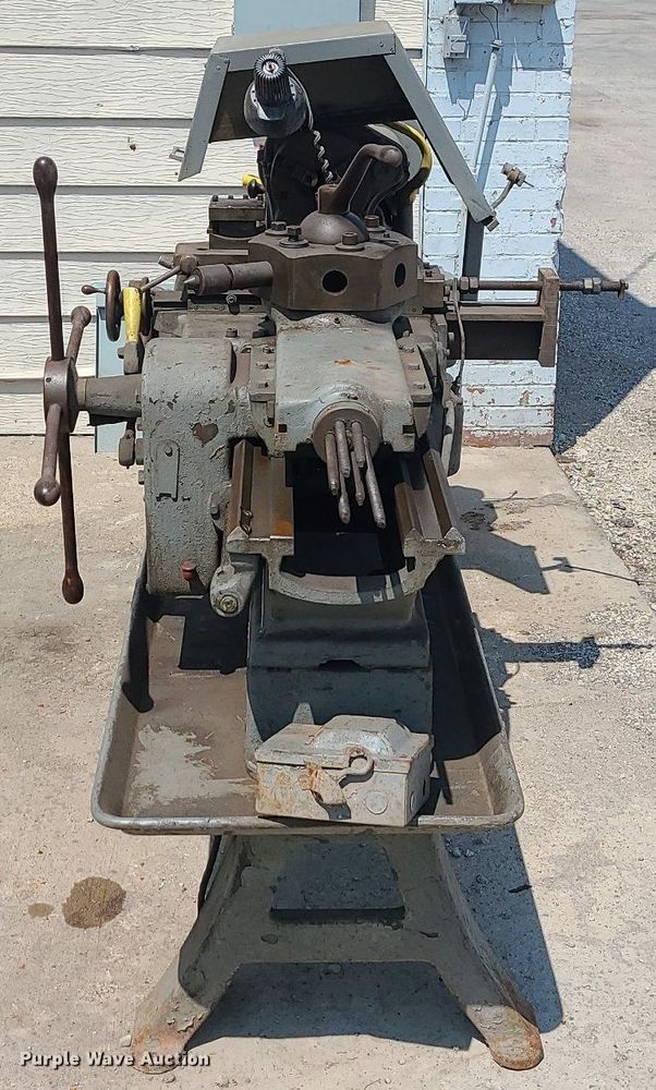image for item MO9889 Southbend  lathe