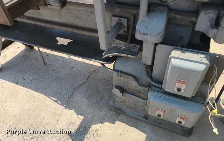 image for item MO9889 Southbend  lathe