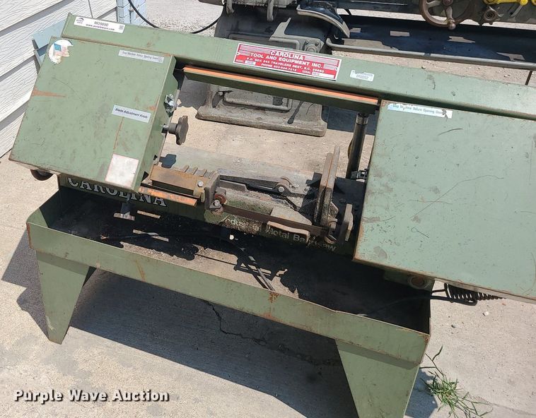 image for item MO9890 Carolina HD10  bandsaw