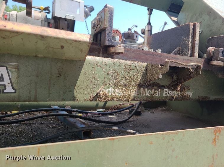 image for item MO9890 Carolina HD10  bandsaw